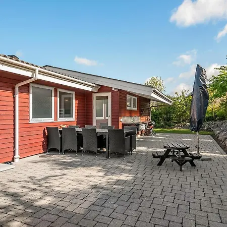Holiday home Amazing In With Wifi