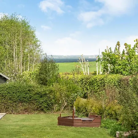 Holiday home Amazing In With Wifi *